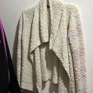 New! Never Worn! Popcorn cardigan
